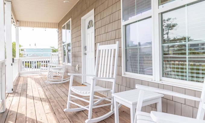 Wilmington Beach Casa | Ocean Breeze at CB - 0.2miles to the Beach!