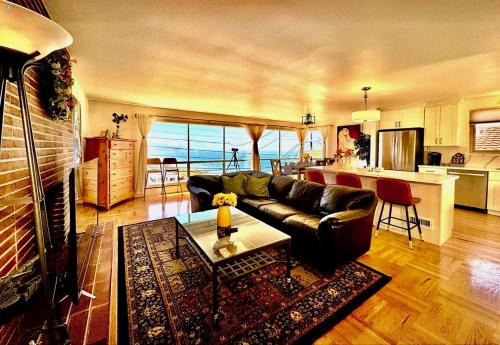 Westlake Casa | Ocean Breeze Coastal Getaway