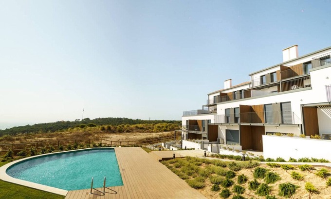 Barril de Cima Apartamento | Ocean Breeze Retreat - Near Ericeira