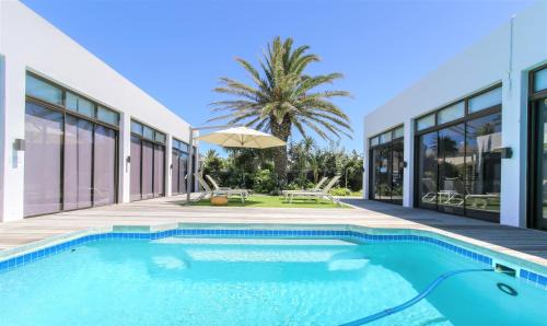 Sunset Beach Apartamento | OCEAN BREEZE SUNSET BEACH - Cape Town