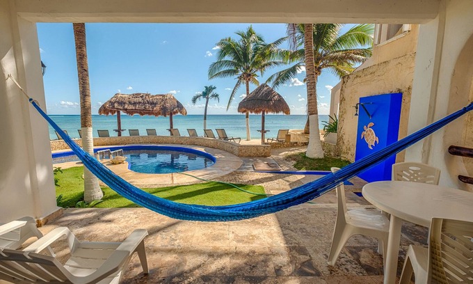 Akumal Condominio | OCEAN FRONT! 2 bed/2 bath*GROUND FLOOR* a/c* MAID!