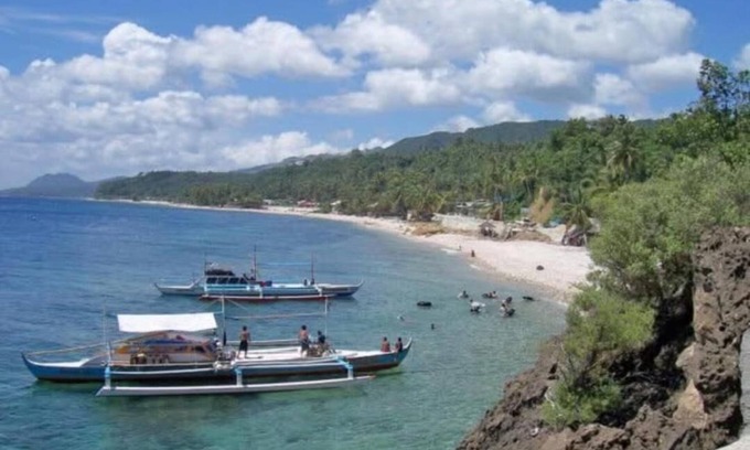 Central Visayas Casa | Ocean Front 3-Bedroom House with Kitchen and Living Room, Jagna, Bohol