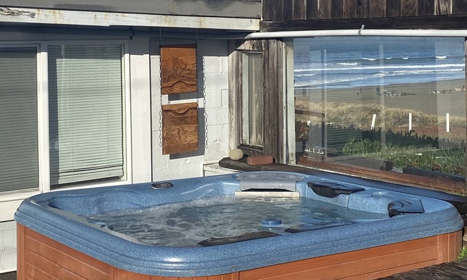 Dillon Beach Casa | Frente al Mar / Hot Tub / Hot Rock Sauna / Mascotas / 2 NGT min / sillas de ruedas.