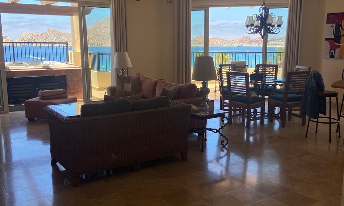 El Medano Ejidal Villa | Frente al Mar, 5to piso, Penthouse Villa Del Arco Cabo San Lucas,