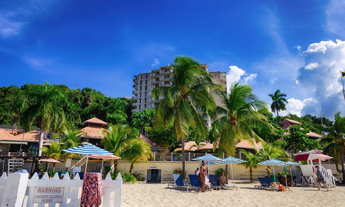 Montego Bay Apartamento | Ocean Front Apartment Montego Bay Hip Strip