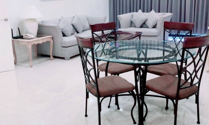 Tamuning Condominio | OCEAN FRONT CONDO , EXECUTIVE UNIT! Renovated!