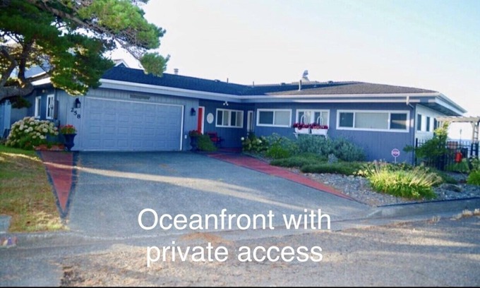 Crescent City Casa | Ocean Front Home with private beach access.