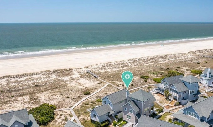 Killegray Ridge Casa | Ocean Front Pet Friendly Steps to Beach Shoals and BHI Club 2023 Renovation