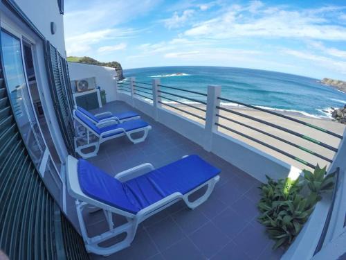 Ribeira Grande Casa | Ocean Garden House - Azorean Butler
