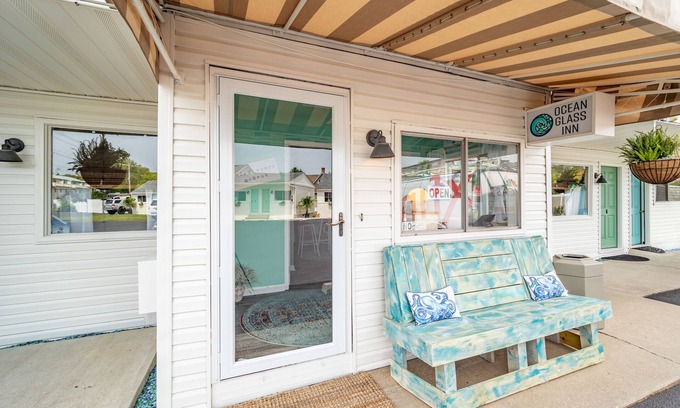 Rehoboth Beach Hotel | Ocean Glass Inn