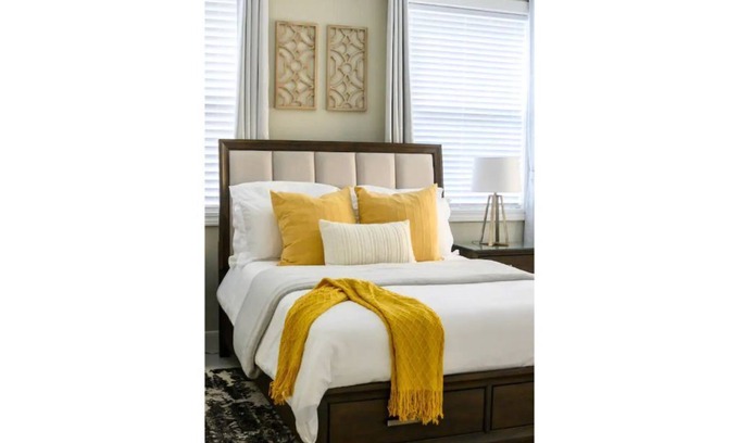 Reading Condominio | Ocean Grande - Free Netflix & Coffee and Fast Wifi