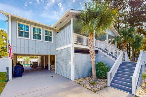 Ocean Isle Beach Casa | Ocean Isle Hidden Retreat A