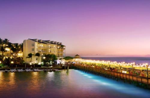 Historic Seaport Complejo | Ocean Key Resort & Spa, a Noble House Resort