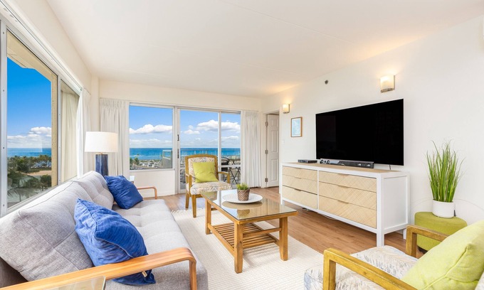 Waikiki Condominio | Ocean-Lagoon & Fireworks Views at the Ilikai Hotel w/Spectacular Amenities