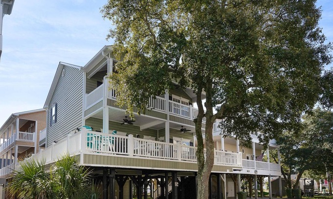 Long Bay Estates Casa | Ocean Lakes Site MH-17B, Summer Promo short walk to all amenities & Ocean