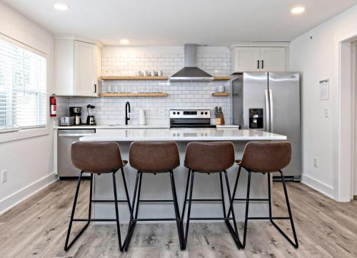 Northeast Virginia Beach Apartamento | Ocean Lofts in the Vibe #1 - 5 min walk to beach