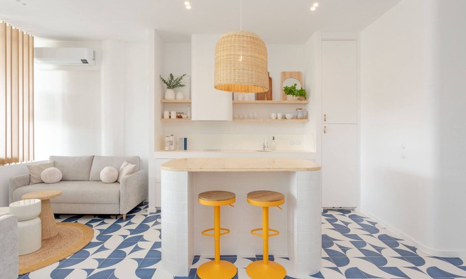 Porto de Mos Apartamento | modern comfortable oceanfront studio in Lagos with WiFi, AC by ENDLESS SUN
