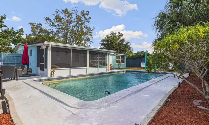 Tropic Cabaña | Ocean Themed Cottage With A Heated Pool