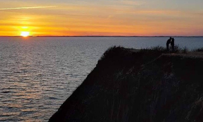 Seal Cove Cabaña | Ocean view 3 bdrm cottage near Seal Cove Beach. Full kitchen, sleeps 6.