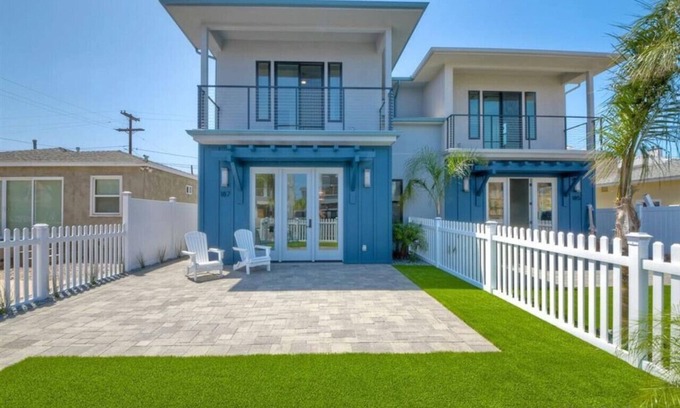 Imperial Beach Casa | Ocean view 3-Bedroom just steps from the sand