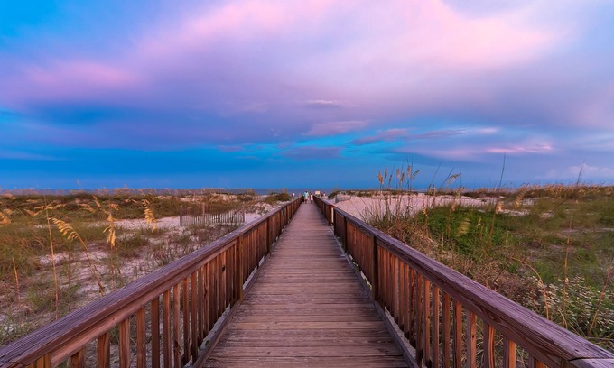 Folly Field Condominio | Ocean View - Admiral's Row 237 is brought to you by OSRP