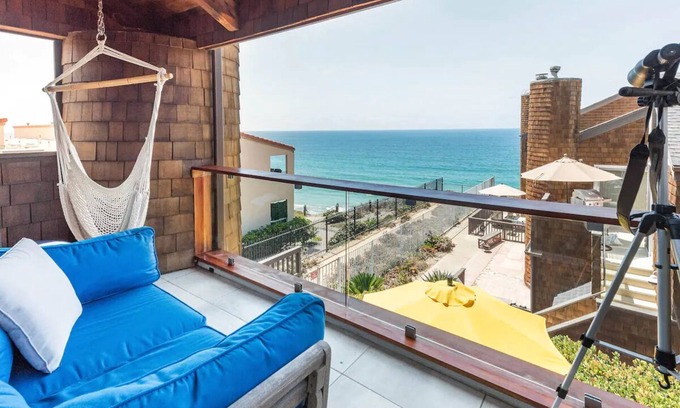 Solana Beach Casa | Casa adosada de esquina con precios arquitectónicos con vistas al mar