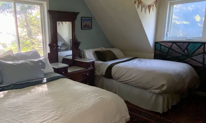 Westhaven-Moonstone Cabaña | Ocean View Beach House- lush acre with gardens and a trail to beach!