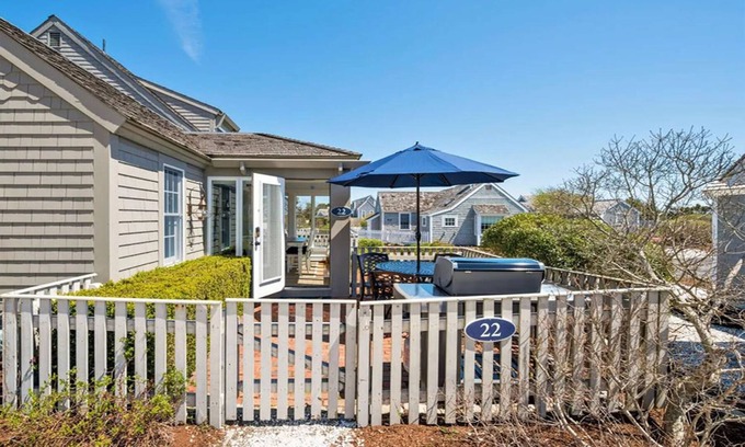 Mashpee Cabaña | Ocean view beachfront in Maushop Village