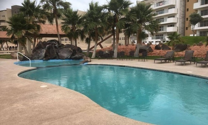 Las Conchas Condominio | Condominio con Vista al Océano, Albercas y Fácil Acceso a la Playa