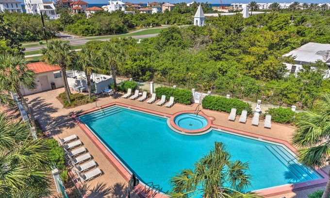 Rosemary Beach Apartamento | Ocean View Condo Btwn Rosemary & Alys Beach!