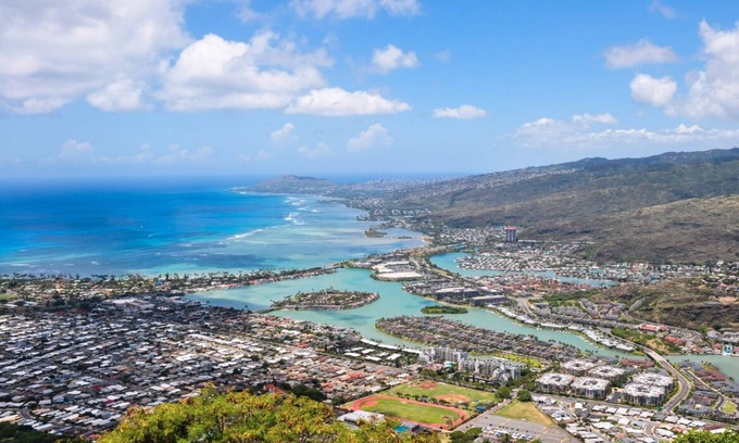 Portlock Casa | Ocean View Escape - Gorgeous ocean views, AC