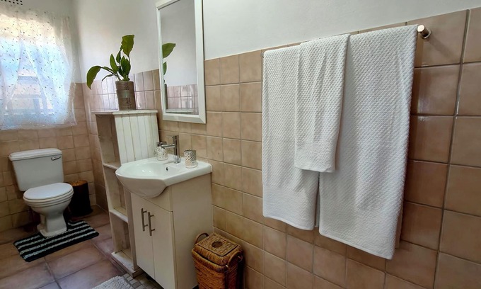 Sandbaai Apartamento | Ocean View Hermanus Apartment Near Whale Watching & Cliff Path