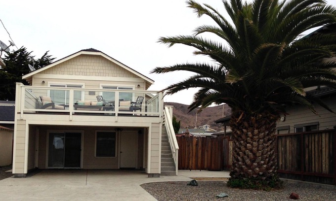 Cayucos Casa | Ocean View Home, Unidad Superior, Pasos a la playa