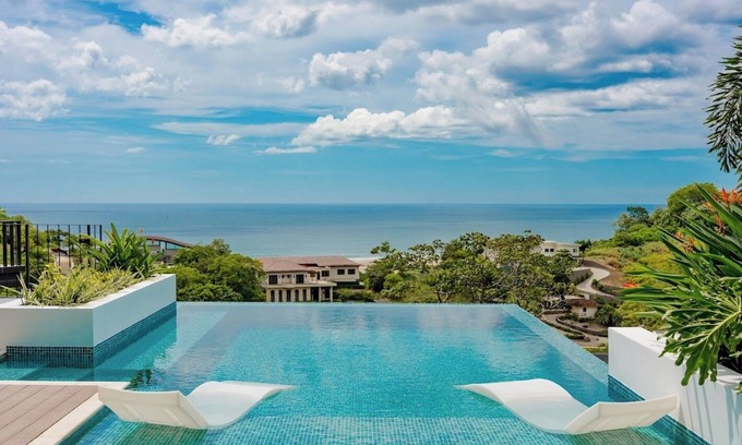 Tamarindo Casa | Ocean view home with infinity pool & soccer pitch near Tamarindo beach