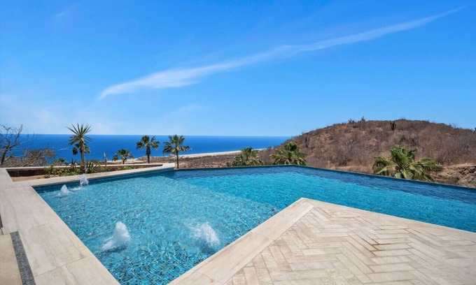 Paraiso Escondido Condominio | Ocean View, Overlooking Quivira, Infinity Pool
