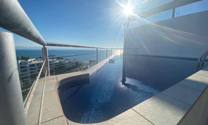 Flamingos Apartamento | Ocean view penthouse 2 bedrooms with private pool
