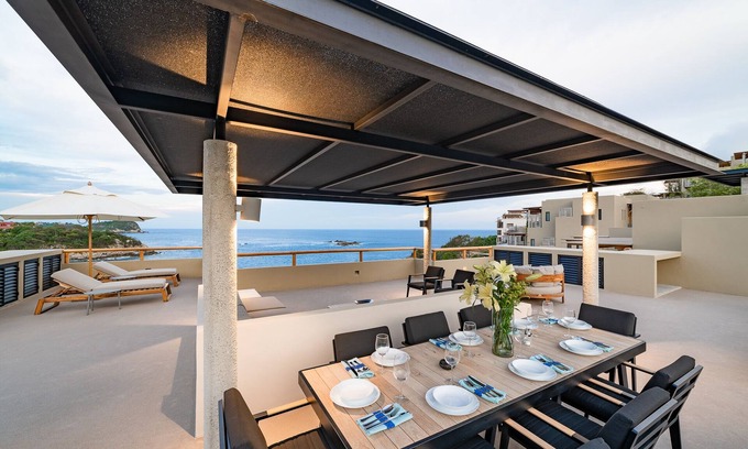 Santa Maria Huatulco Condominio | Ocean View Penthouse with Rooftop Terrace