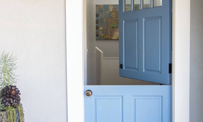 The Mesa Casa | Ocean View spacious four bedroom home on the Mesa in Santa Barbara.