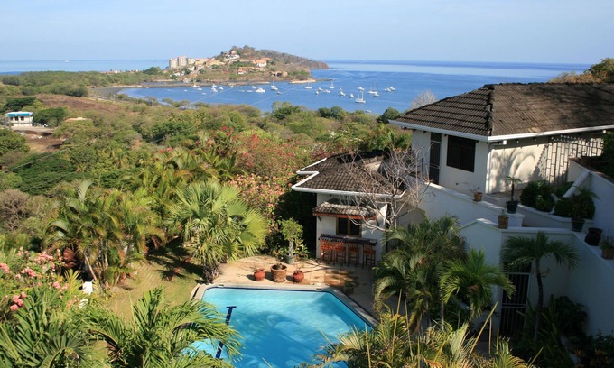 Playa Flamingo Villa | Villas Casa Loma (suite 101) El secreto mejor guardado de Flamingo Beach por más de 30 años