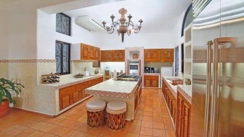 Almacen Villa | Ocean Views and a Garden to Fall in Love With