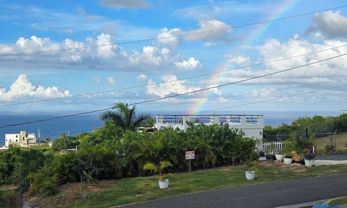 San Jose Condominio | Vistas a la mar en Mama Ramona's en Quebradillas