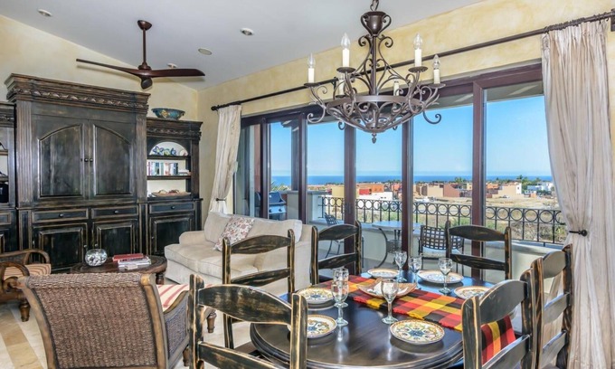 San Jose del Cabo Casa | Vistas al mar, bien equipadas, conveniente para todo en una comunidad de golf cerrada.