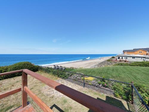 Gleneden Beach Casa | Ocean Waves