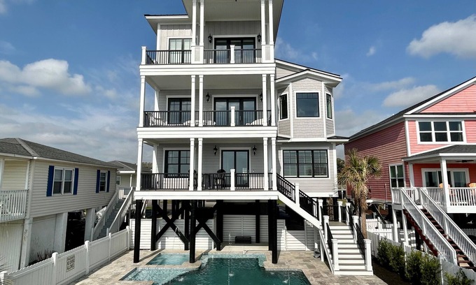 Surfside Beach Casa | Oceanfront 10 BR Beach House with a Private Pool and Hot Tub! Dune Our Thing