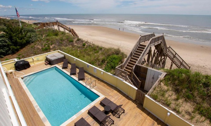 Whalehead Beach Casa | OCEANFRONT, 12 BRs, Priv Pool, Pool Table, ELEV, OCean Views, Theater Rm, WL853, Out of Office OBX