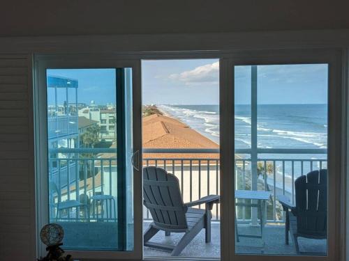 South Patrick Shores Apartamento | Oceanfront 2Br-2B in Satellite Beach - Ocean Views