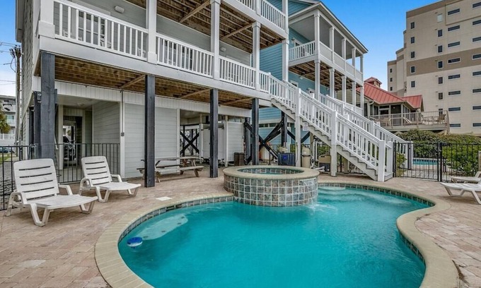 North Myrtle Beach Casa | Oceanfront 7Bedroom 7Bath Beach Home with Private Pool and Hot Tub!
