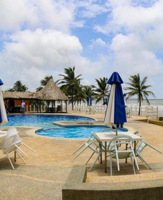 Tucacas Apartamento | Oceanfront apartment in Tucacas, Morrocoy