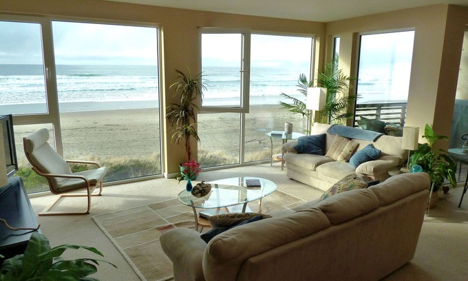 Rockaway Beach Casa | Oceanfront Beauty, ganador del premio, vista espectacular con 7 millas de Sandy Beach!