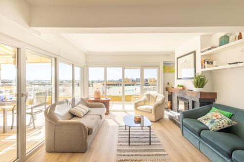 Oeiras Apartamento | OceanFront & Big Terrace Private Condo